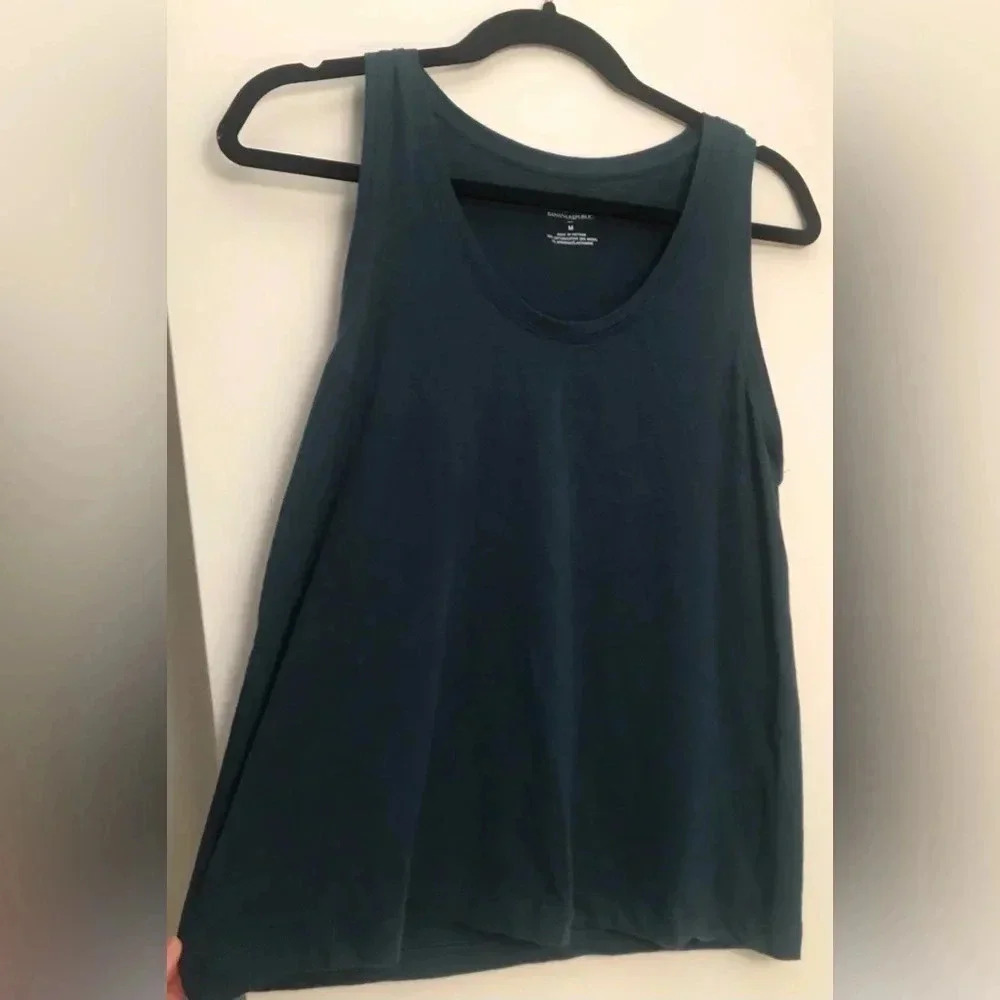 Banana Republic Tank Top Size Medium